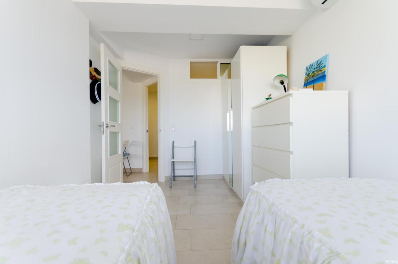 Holiday Apartment With Direct Sea Promenade Access マスパロマス エクステリア 写真