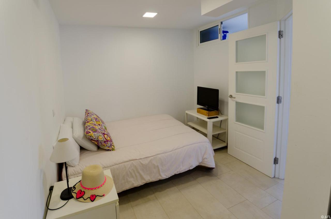 Holiday Apartment With Direct Sea Promenade Access マスパロマス エクステリア 写真